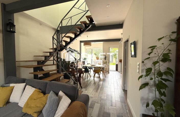 Maison rénovée , avec jardin plein sud — photo 3