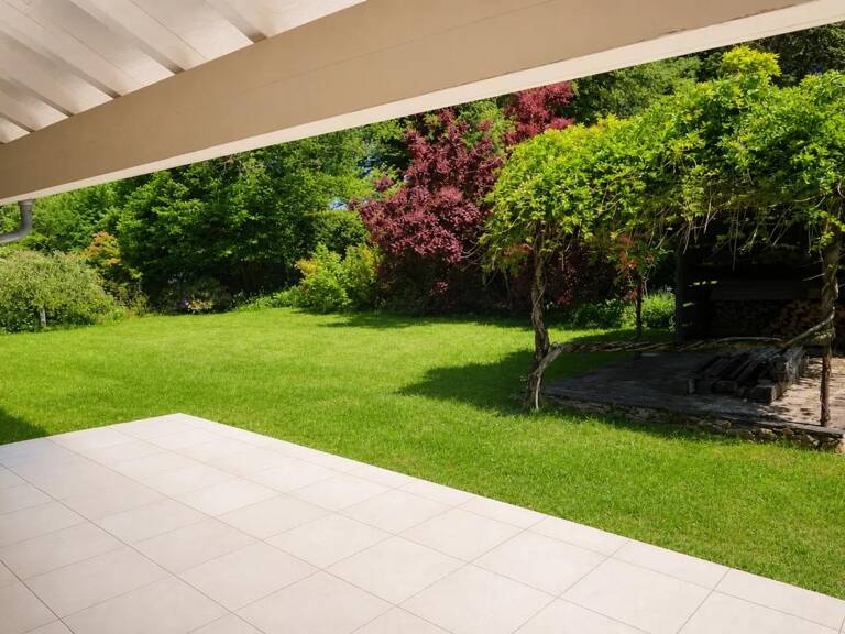 Maison familiale 8 pièces de 200 m² avec terrasse et jardin — photo 1