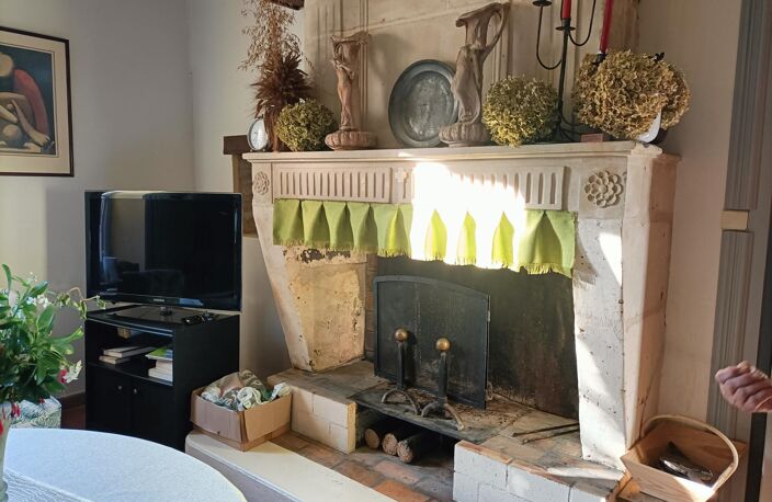 Magnifique maison en pierre sur la commune de Le Gua (Dercie) — photo 5