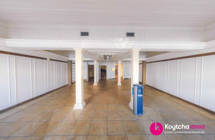 SAINT JOSEPH - CENTRE VILLE LOCAL COMMERCIAL — photo 3