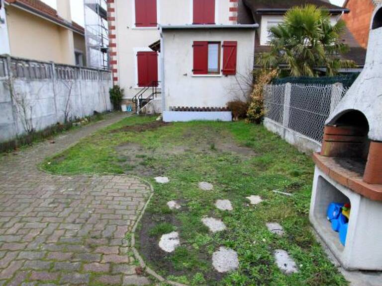 Maison À Louer — photo 1