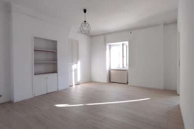 Appartement 3 pièces 729 €