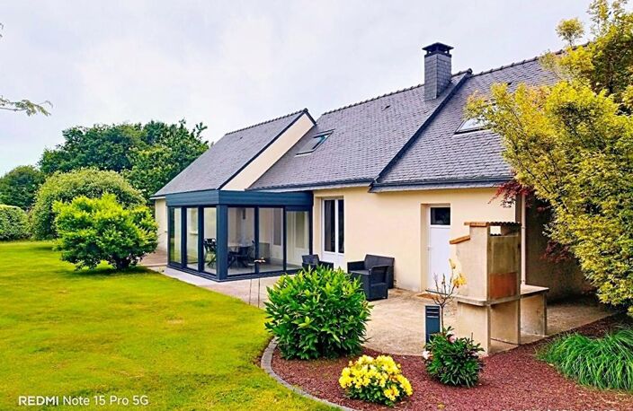JOLIE PROPRIETE  SOIGNEE  AVEC UN PARC DE 2500 m2 — photo 2