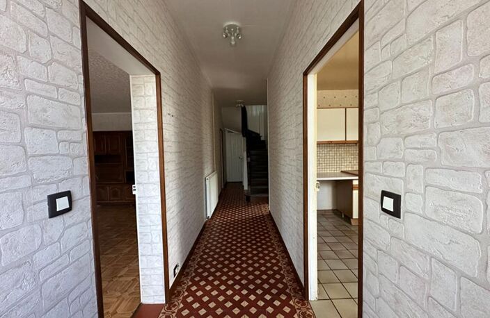 Maison de bourg  de 123 m² à Vicq sur Nahon (36600) — photo 2