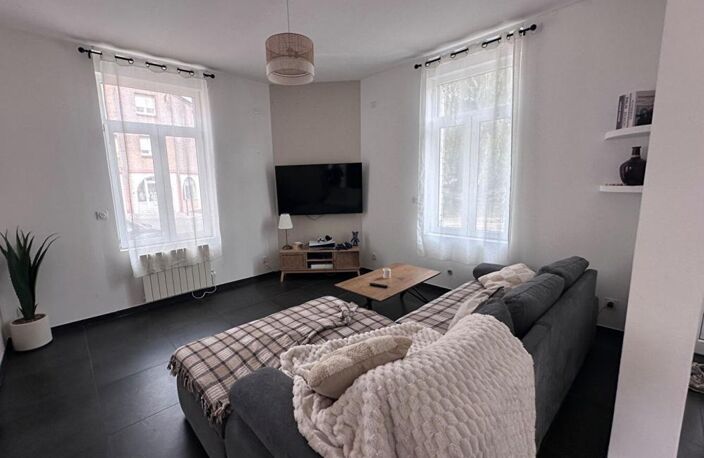 Maison 140 m²  - Centre-ville Hénin-Beaumont - 3 chambres + cour — photo 2