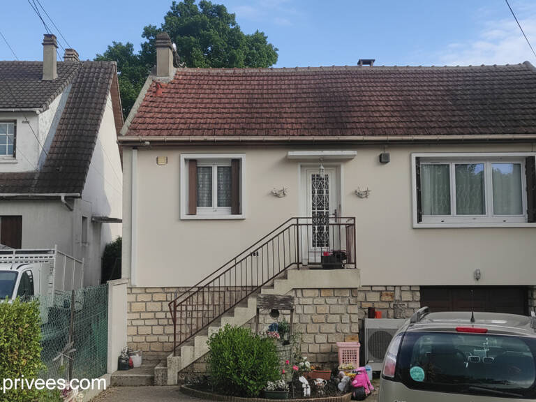 93370 Montfermeil . Maison 78M², Terrain 500 M²., Jardin arboré — photo 1