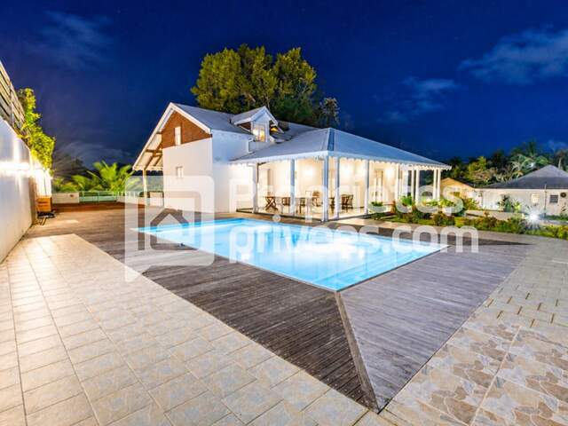 Rare : Villa créole d'exception 316m² , Terrain 2260m² , Petit-Bourg — photo du bien