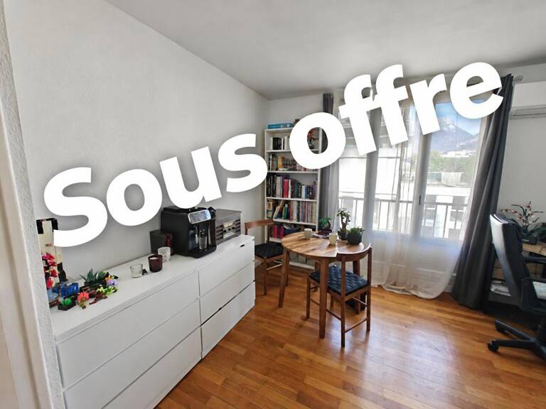 À vendre à Grenoble , T1 avec vue Bastille, SECTEUR caserne de Bonne, déjà loué, idéal investisseur locatif avec Clim — photo 1