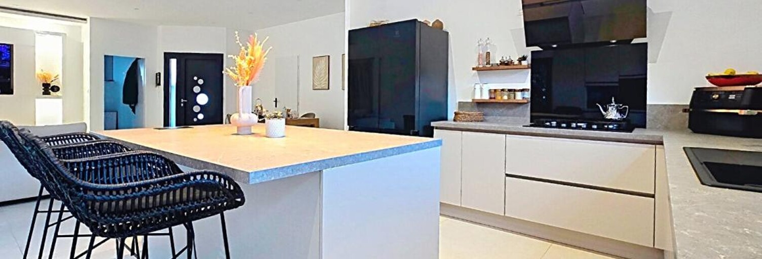 Maison 6 Pièces 145 m² à vendre à Saint-Seurin-sur-l'Isle (33660)