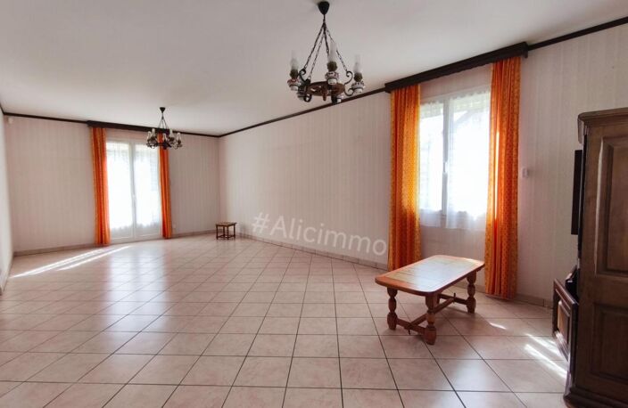 Maison Sezanne 7 pièce(s) 167 m2 — photo 3