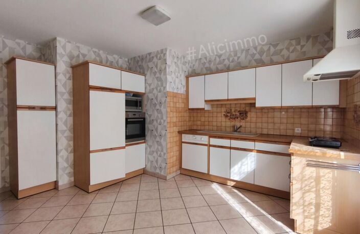 Maison Sezanne 7 pièce(s) 167 m2 — photo 5
