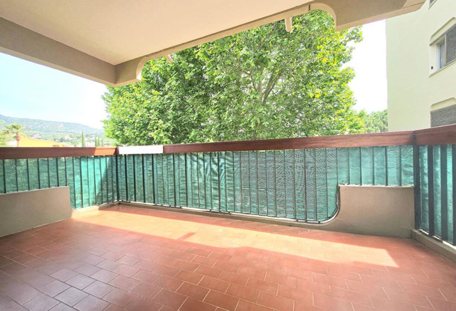 Appartement Le Lavandou 2 pièce(s) 40 m2 ET  TERRASSE — photo 1