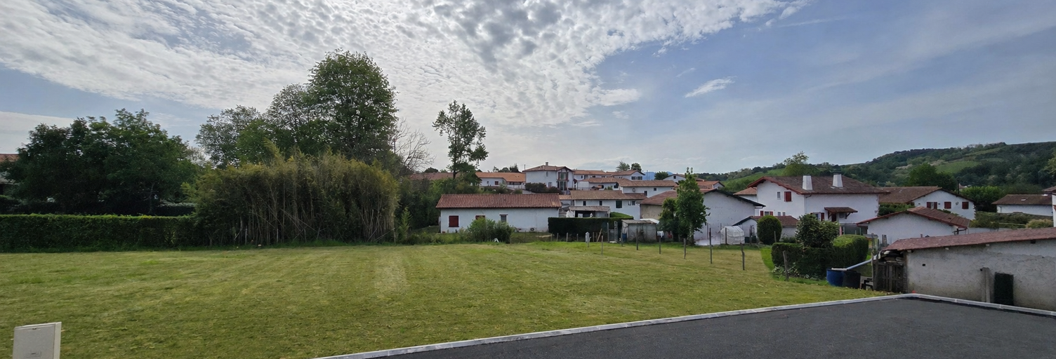 Terrain  795 m² à vendre à Saint-Pée-sur-Nivelle (64310)