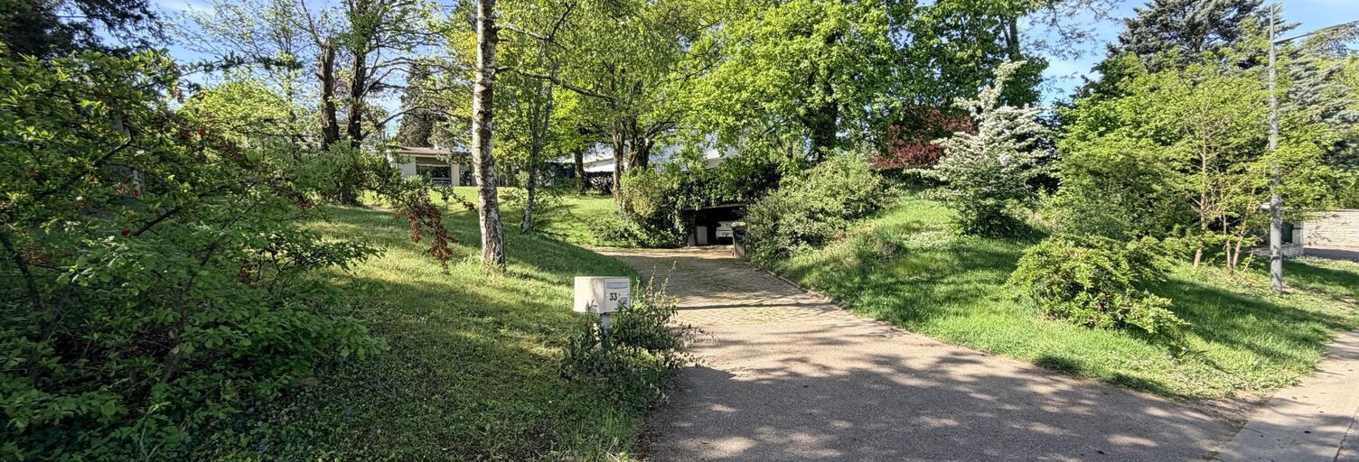 Terrain  700 m² à vendre à La Tour-de-Salvagny (69890)
