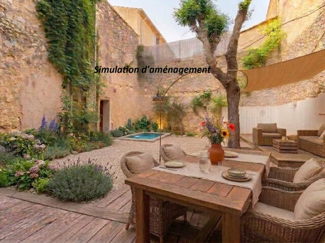 Maison de village 5 chambres avec cour privative et garage — photo du bien