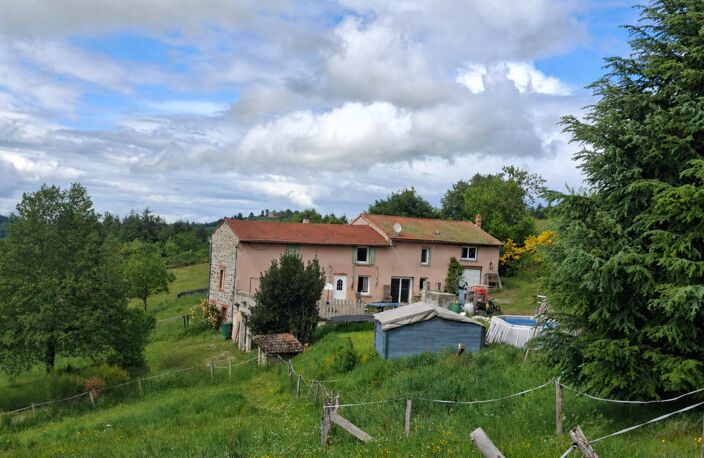 Vente maison 7 pièces 183 m² Saint-Just-la-Pendue (42540) — photo 2