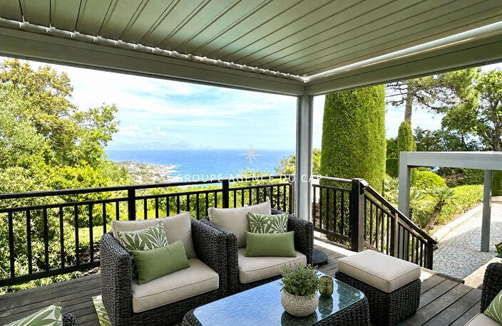 Villa vue mer avec piscine 4 chambres et T2 indépendant aux Issambres — photo 3