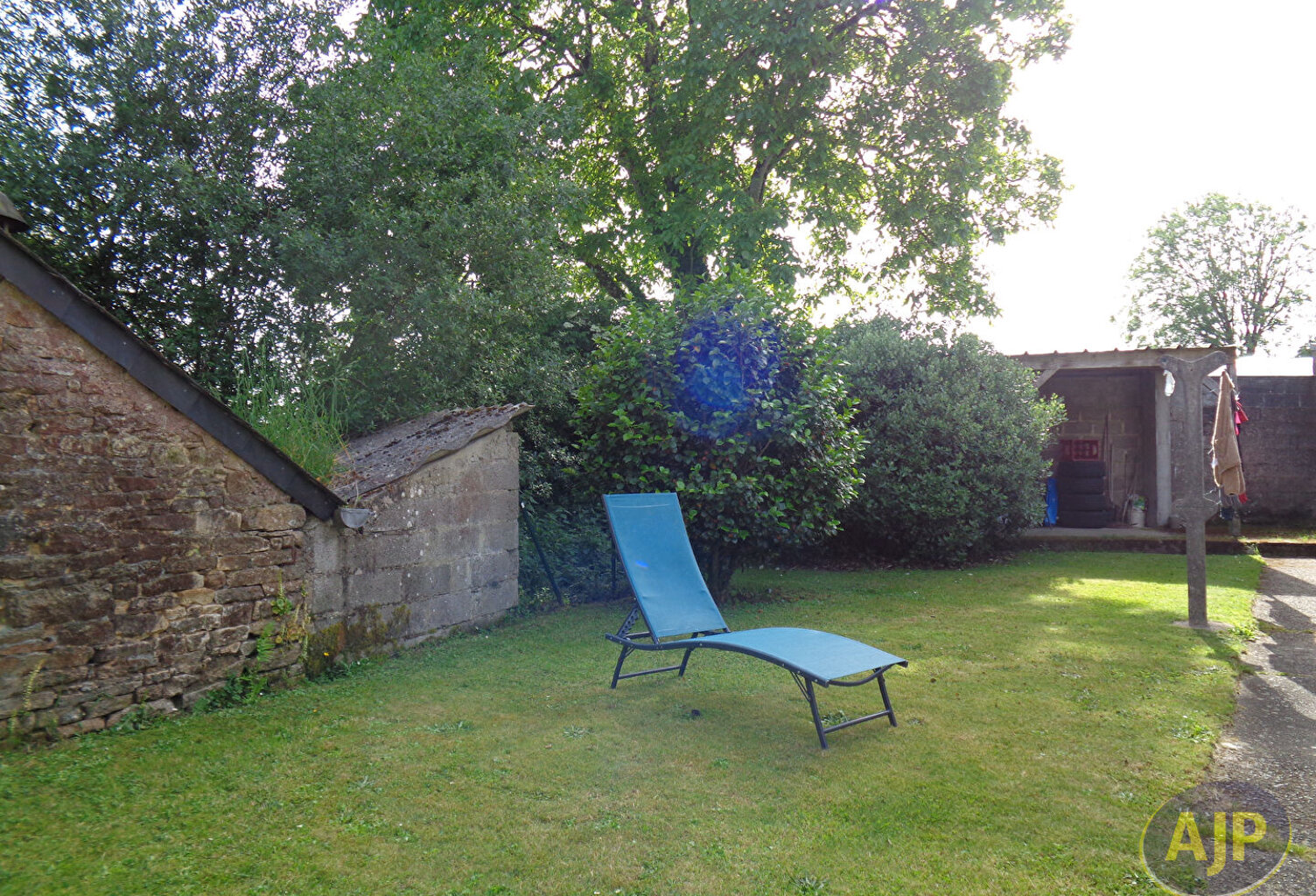 Maison + T2 Plumelec 9 pièce(s) 150.9 m2 — photo 1