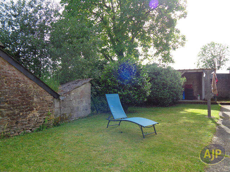 Maison + T2 Plumelec 9 pièce(s) 150.9 m2 — photo 1