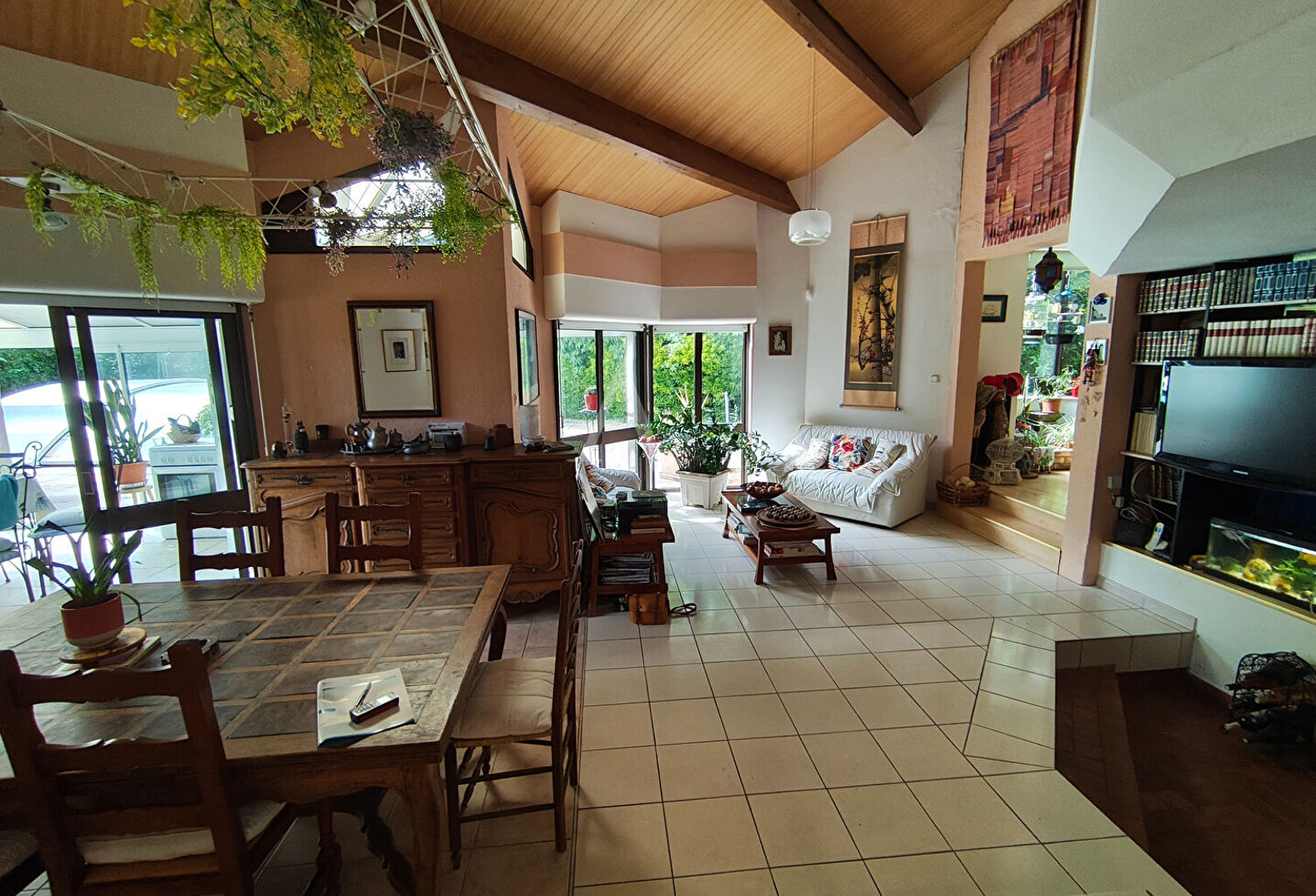 Breuil Magne, maison atypique, 4 chambres,160 m2 — photo 1