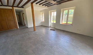 Maison 8 Pièces 151 m² à louer à La Chapelle-d'Angillon (18380)