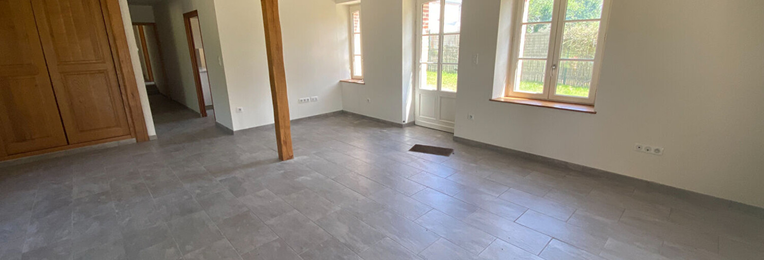 Maison 8 Pièces 151 m² à louer à La Chapelle-d'Angillon (18380)
