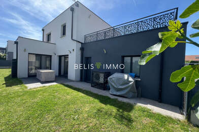 Maison 5 pièces 499000 €