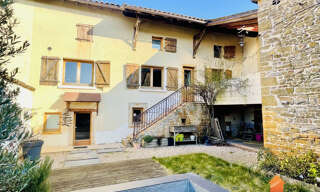 Maison 8 Pièces 220 m² à vendre à Porte des Pierres Dorées (69400)