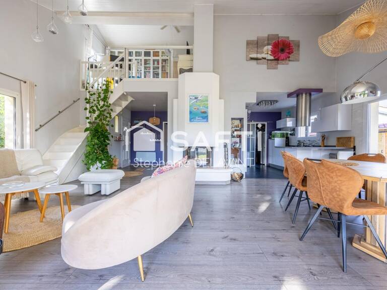 Grande maison avec studio indépendant à Mérignac Capeyron — photo 1