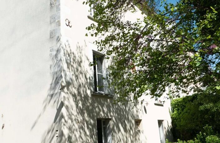 Maison de Maître de 218 m2 située à MONTVAL — photo 2