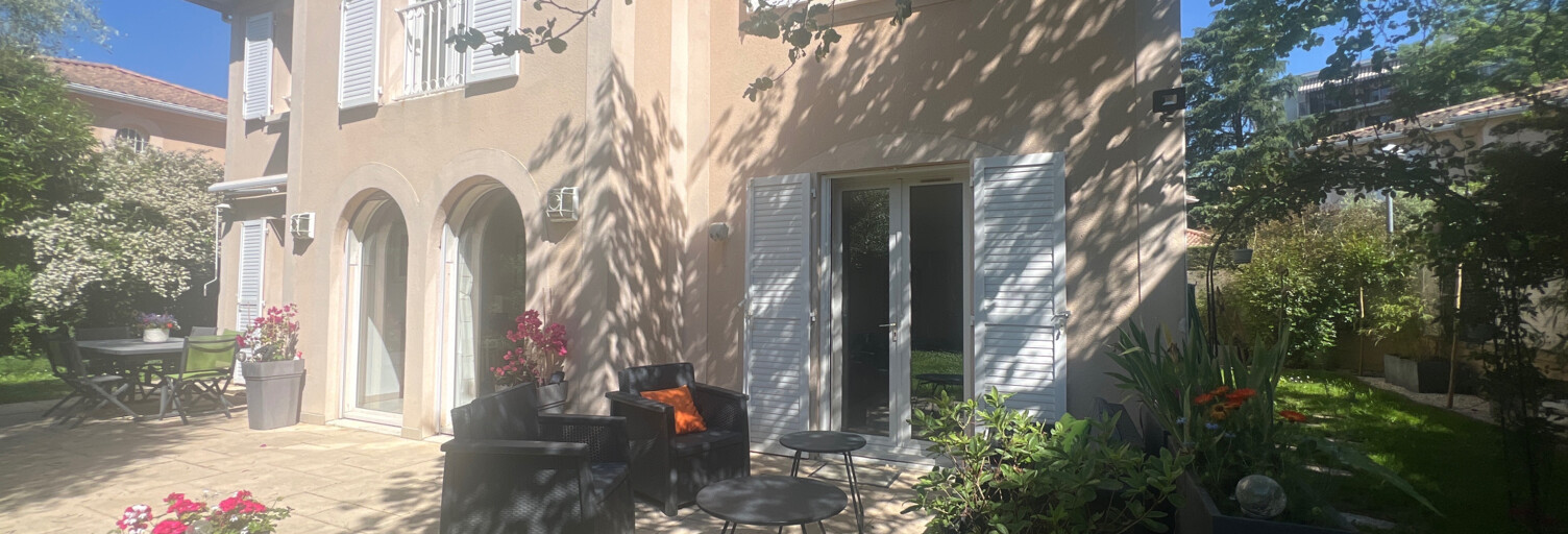 Maison 7 Pièces 194 m² à vendre à Saint-Cyr-au-Mont-d'Or (69450)