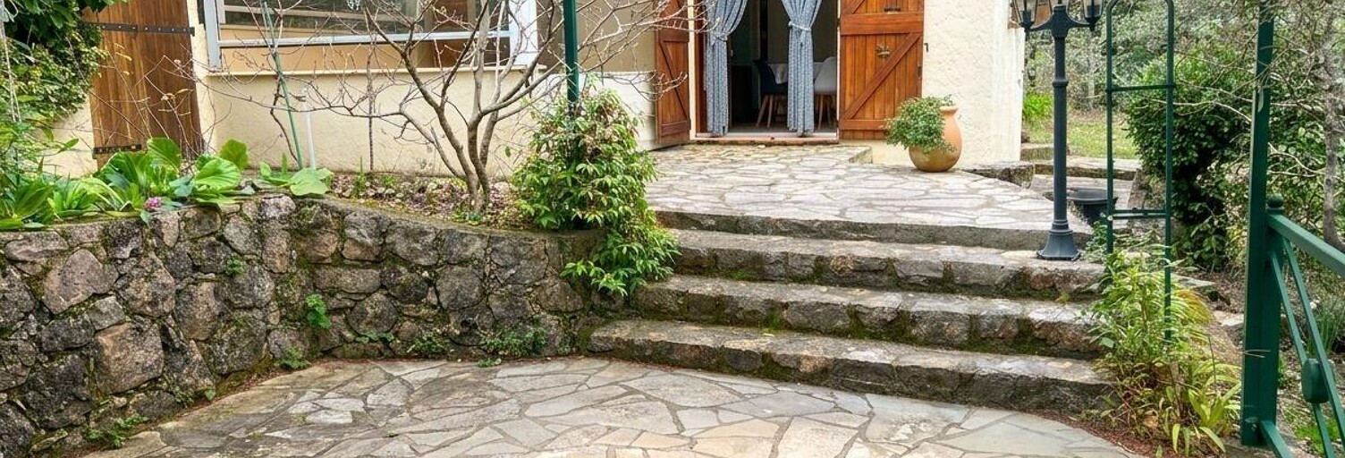 Maison 1 Pièce 24 m² à vendre à Bargemon (83830)