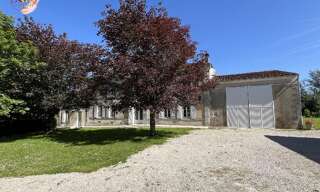 Maison 8 Pièces 253 m² à vendre à Gimeux (16130)