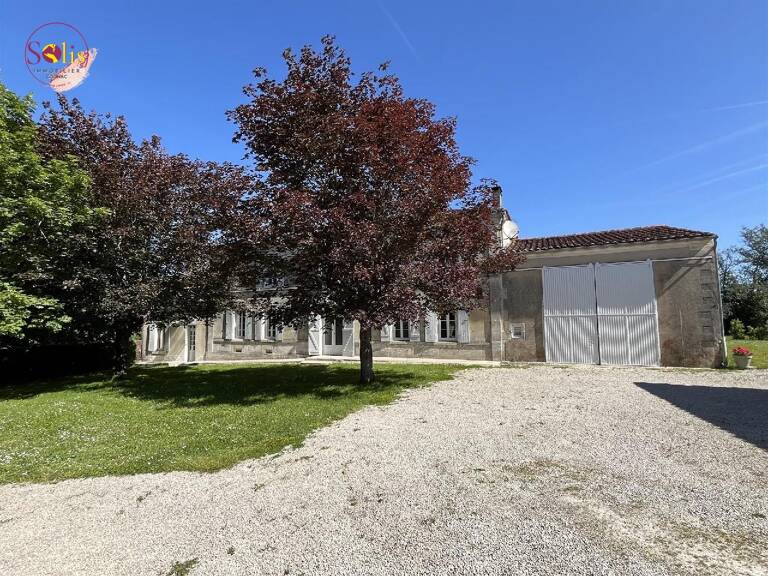 Maison 8 pièces 253 m² — photo 1
