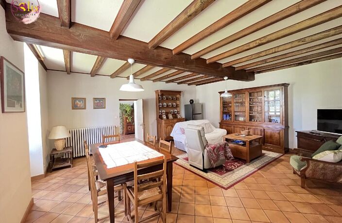 Vente maison 8 pièces 253 m² Gimeux (16130) — photo 2