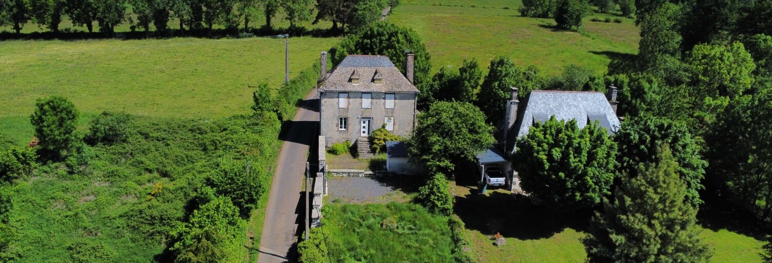 Maison 4 Pièces 107 m² à vendre à Pleaux (15700)