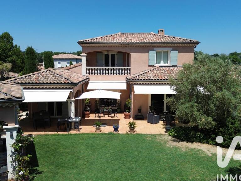 Vente Maison/villa 8 pièces — photo 1
