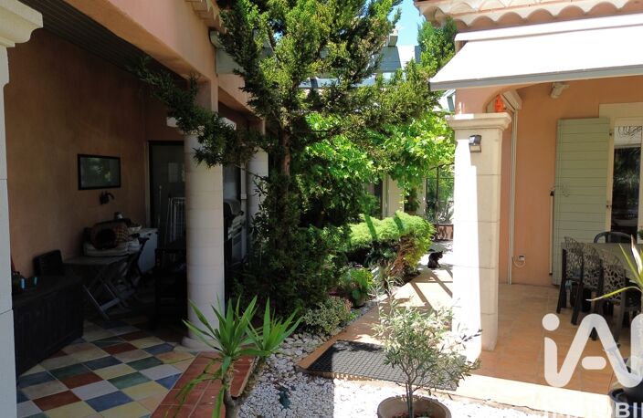 Vente Maison/villa 8 pièces — photo 2