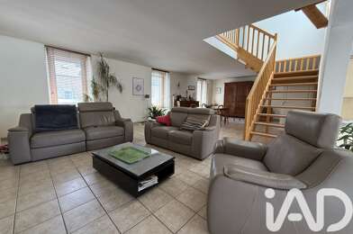 Appartement 6 pièces 354000 €
