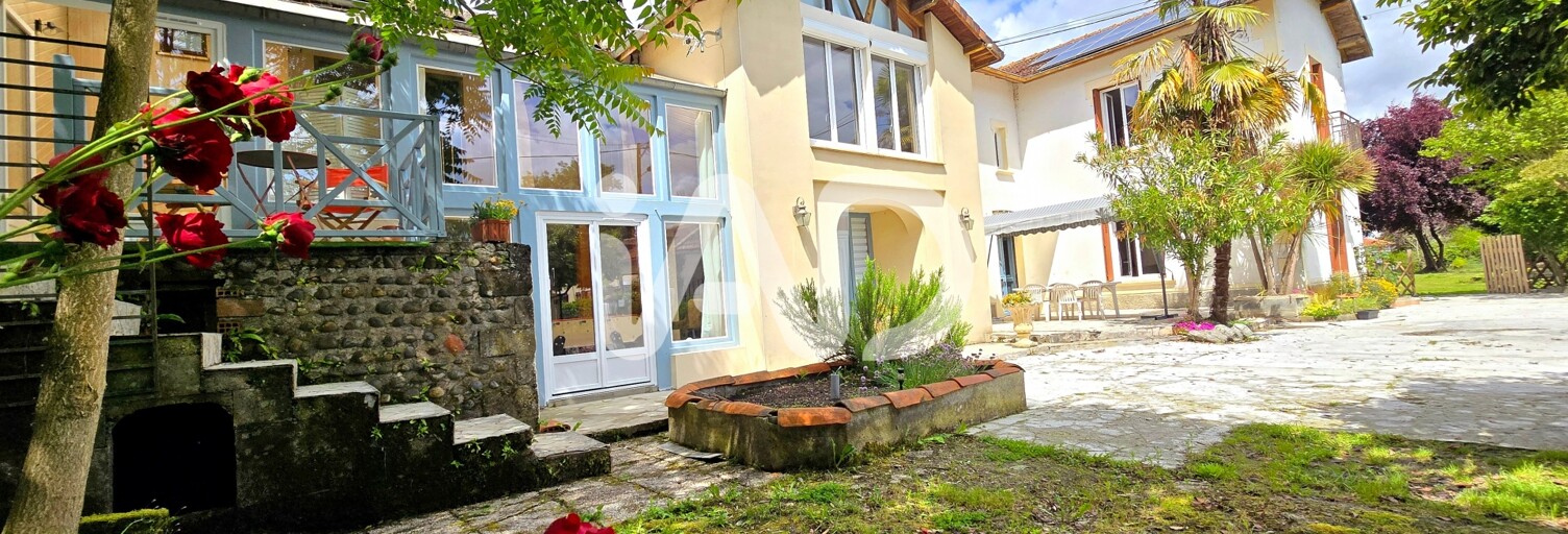 Maison 9 Pièces 320 m² à vendre à Labatut-Rivière (65700)