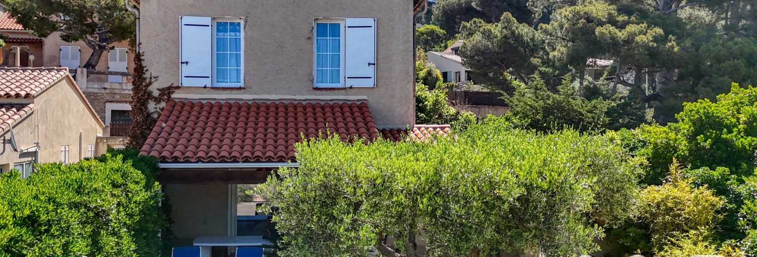 Maison 7 Pièces 138 m² à vendre à Saint-Cyr-sur-Mer (83270)
