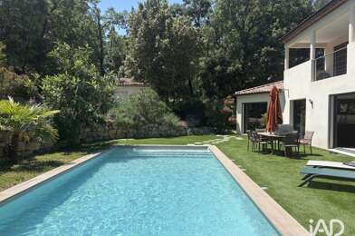 Maison 5 pièces 749000 €