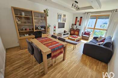 Appartement 4 pièces 2300 €