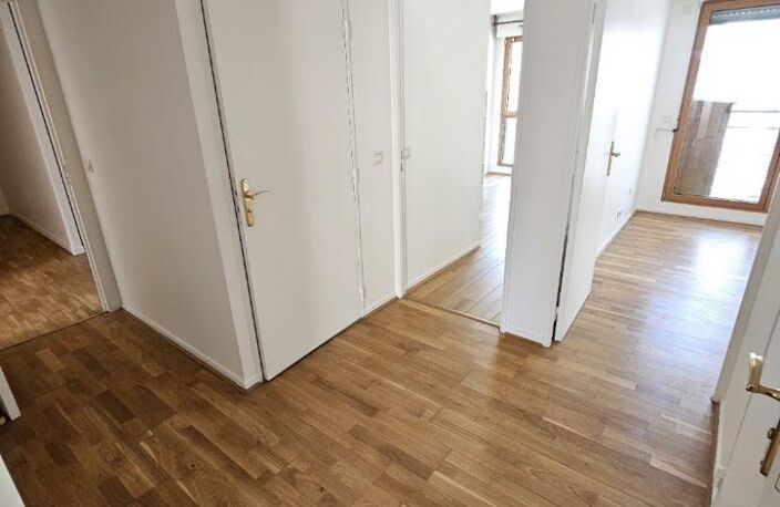 Location Appartement 4 pièces — photo 4