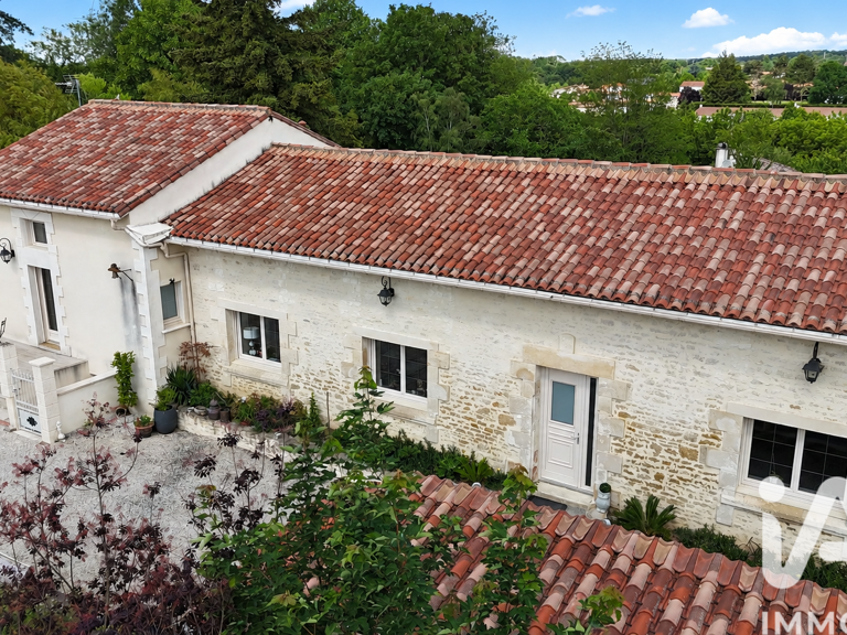Vente Maison/villa 7 pièces — photo 1