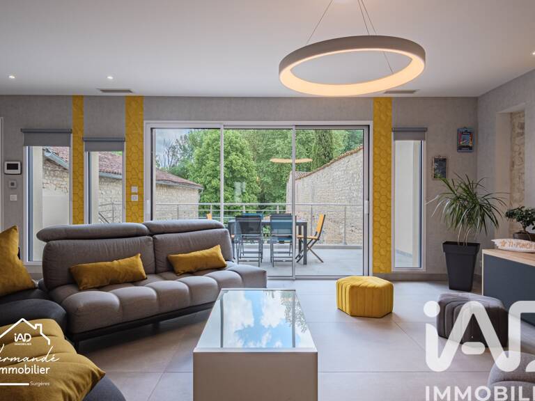 Vente Maison/villa 10 pièces — photo 1