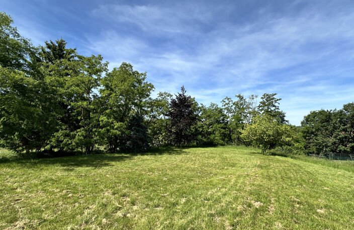 A VENDRE EN EXCLUSIVITE TERRAIN PLAT CONSTRUCTIBLE A LENTILL — photo 3