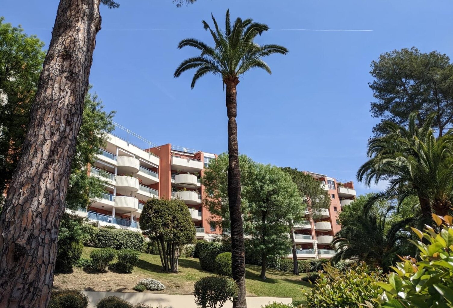 Au sein d'un domaine privé et sécurisé, un bel et spacieux appartement de 125 m2 — photo 1