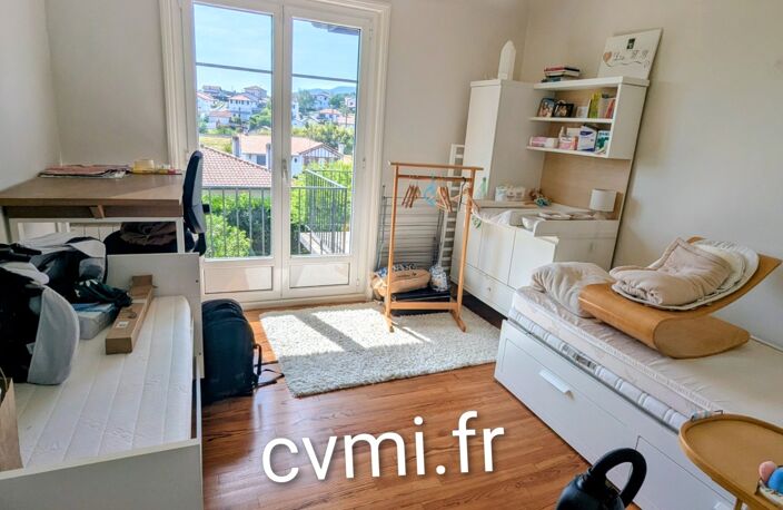 vente appartement - 5 pièce(s) — photo 5