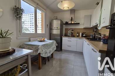 Appartement 4 pièces 245000 €